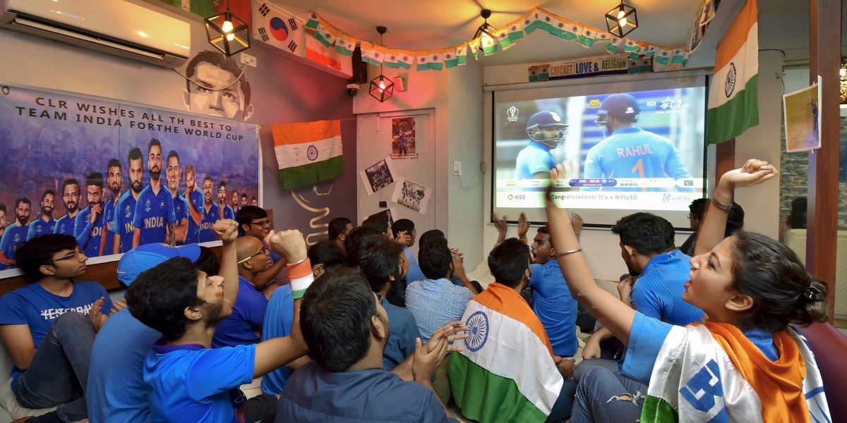 भारत-पाक क्रिकेट- उन्माद निर्माण करण्यात काय अर्थ