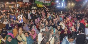 दिल्ली जिंकण्यासाठी भाजप अस्वस्थ का? दिल्ली जिंकण्यासाठी भाजप अस्वस्थ का?