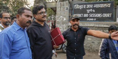 तेलतुंबडेंच्या बचावासाठी उभे राहणे अत्यावश्यक का आहे?