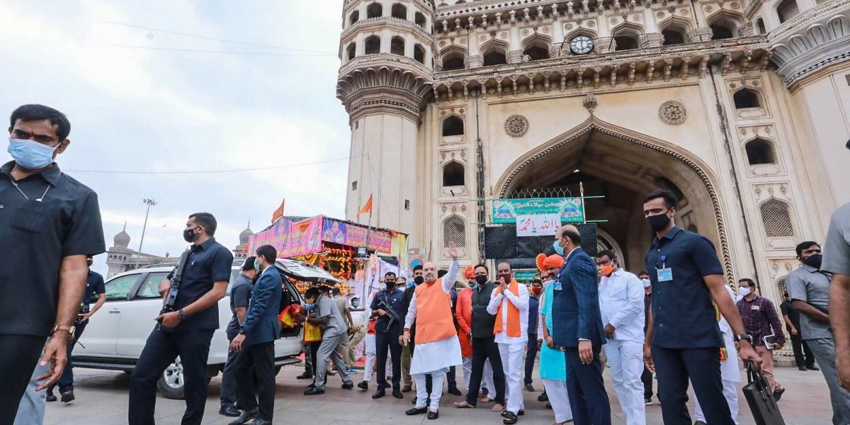हैदराबादला हवाय विकास पण मिळतोय धार्मिक द्वेष