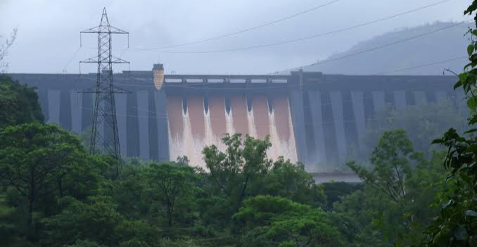 महाराष्ट्र दिनापासून कोयना धरणग्रस्तांना जमीन वाटप